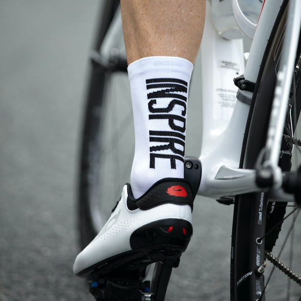 Waterproof cycling socks in classic white for men and women